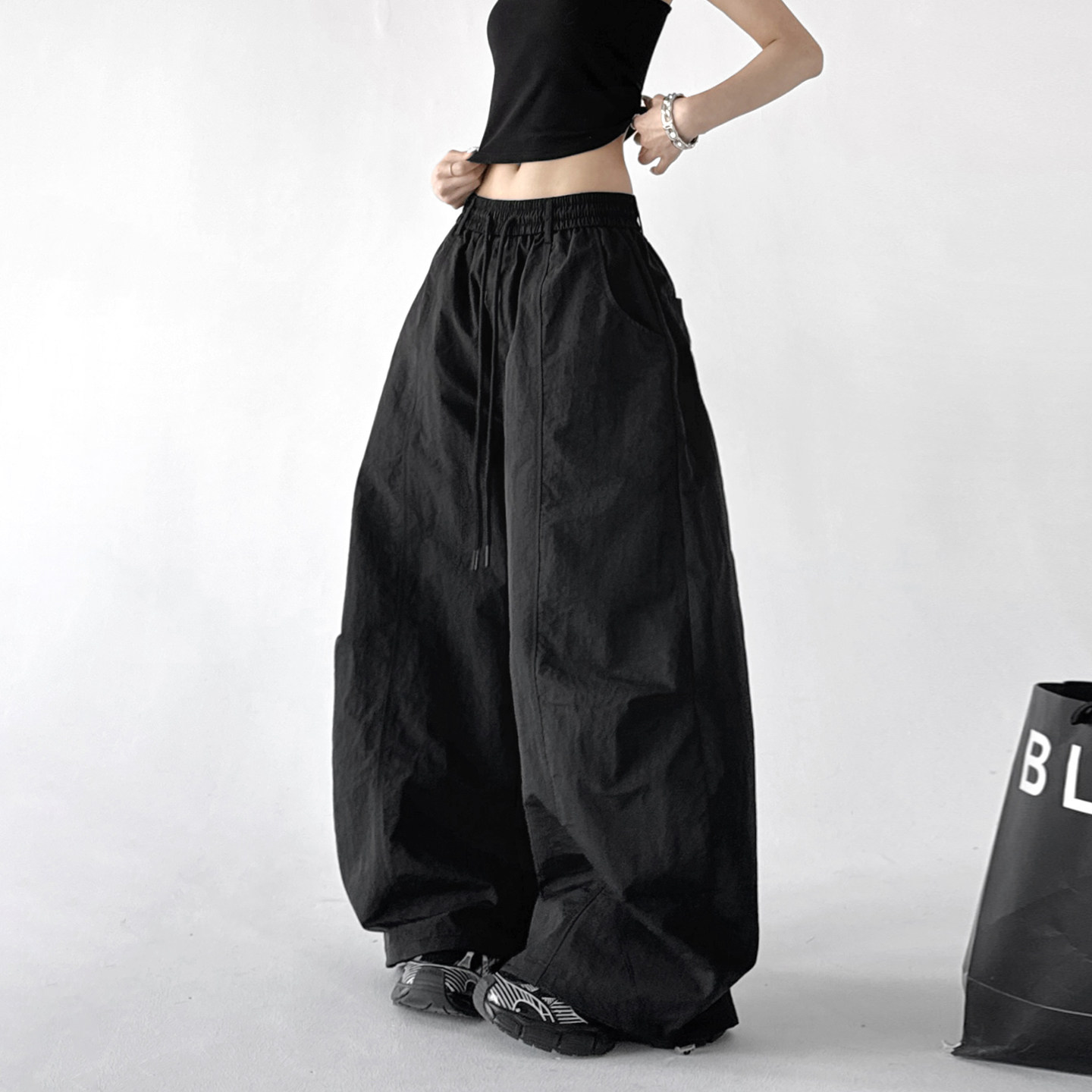 Dopamine Wide-Leg Parachute Pants - CT785