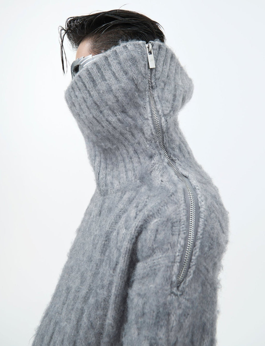 Chunky Cable Knit Turtleneck Sweater - COPPING THREADS - ArguE CulturE