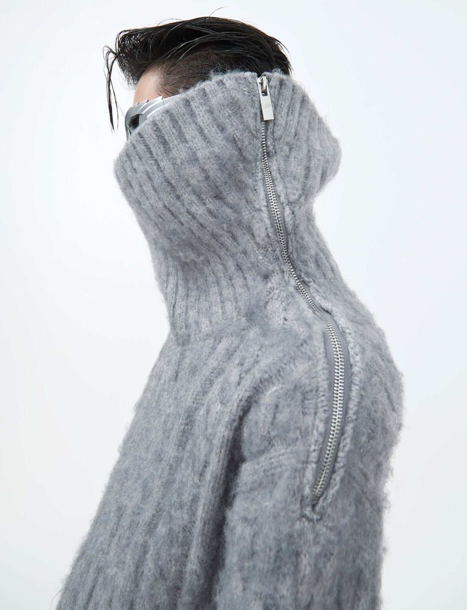 Chunky Cable Knit Turtleneck Sweater - COPPING THREADS - ArguE CulturE