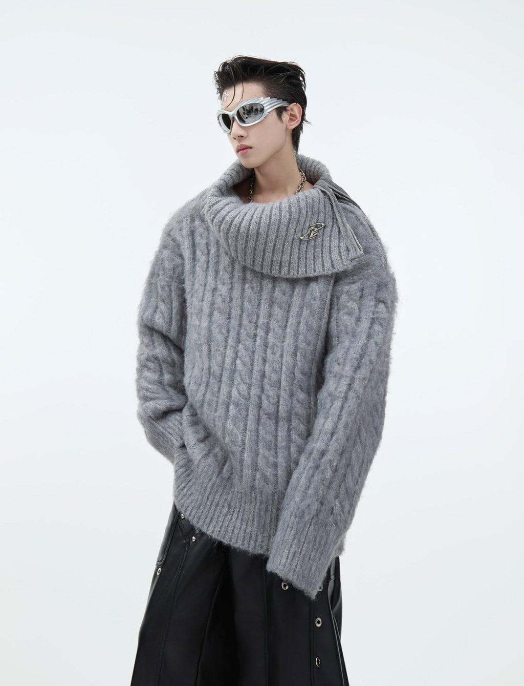Chunky Cable Knit Turtleneck Sweater - COPPING THREADS - ArguE CulturE