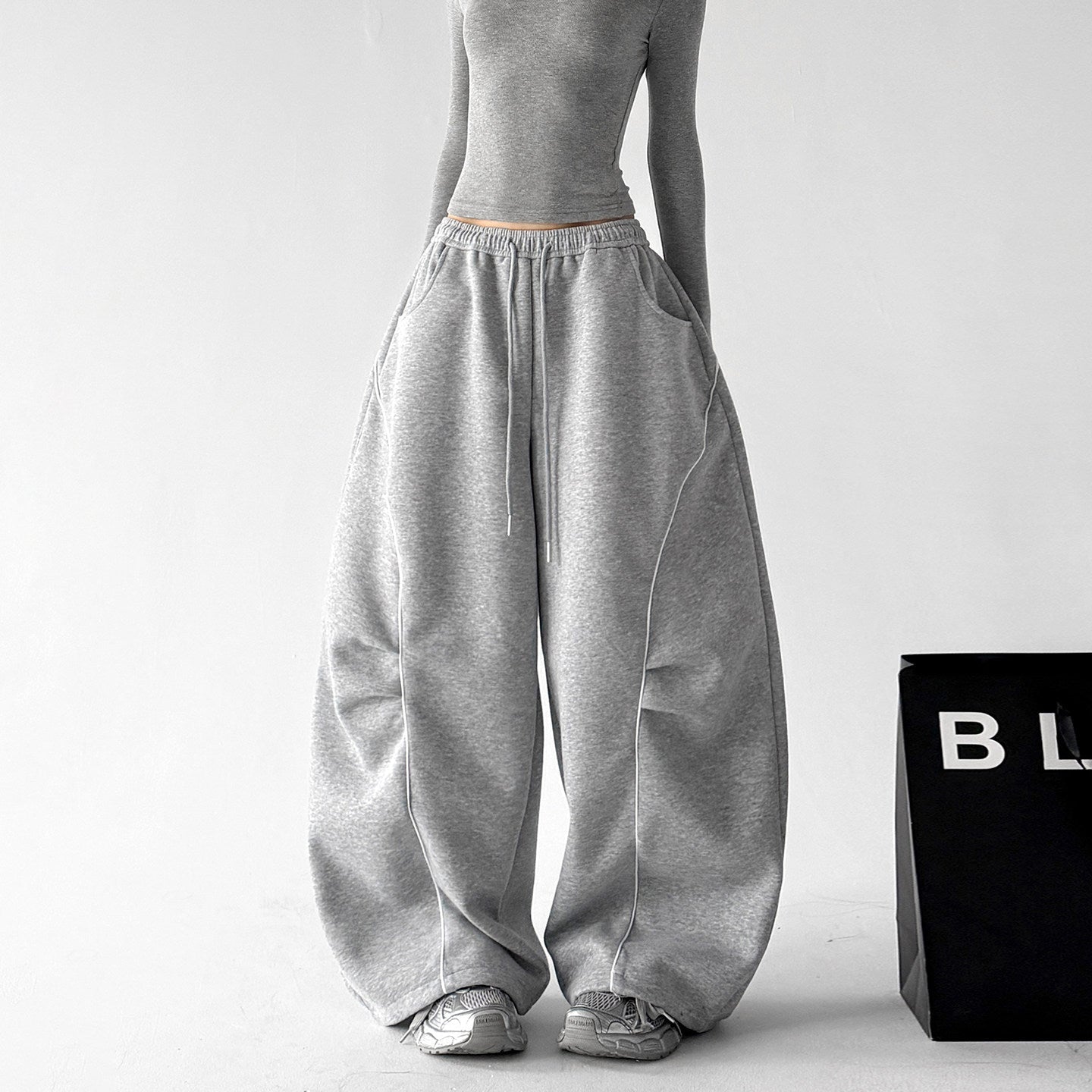Contrast-Piped Balloon Sweatpants - CT66212 - COPPING THREADS - CT ORIGINALS 메인 이미지
