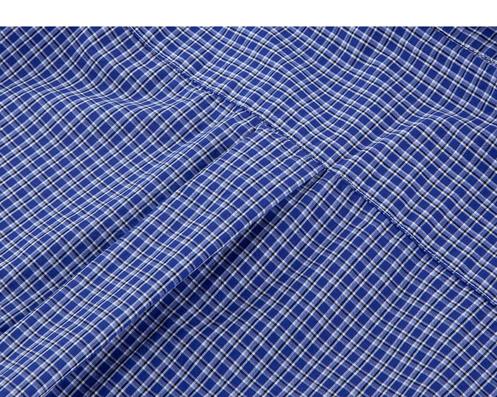 IDLT plaid shirt, blue plaid fabric texture.