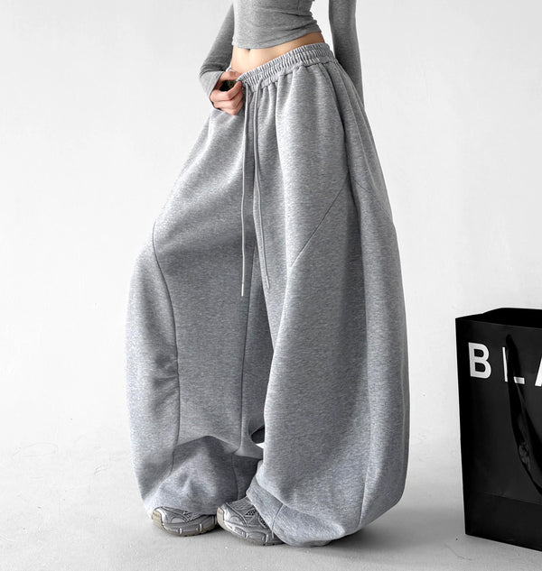 Rounded Wide-Leg Sweatpants