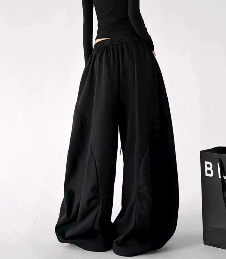 Rounded Wide-Leg Sweatpants