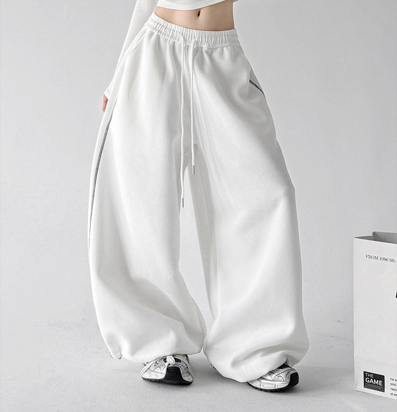 CT223 sweatpants in white, product view 30