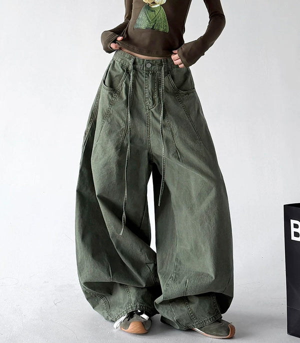 Patch-Pocket Wide-Leg Jeans