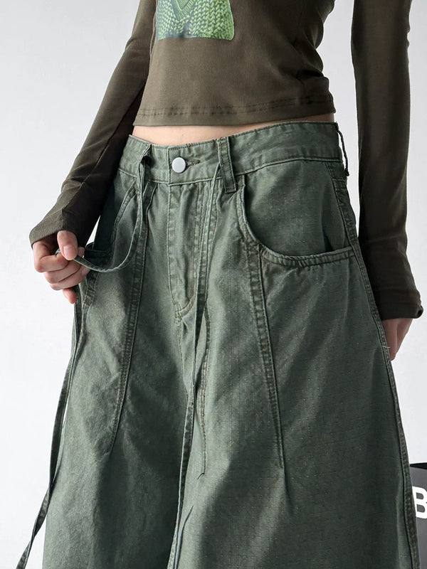 Green wide-leg pants - waist detail