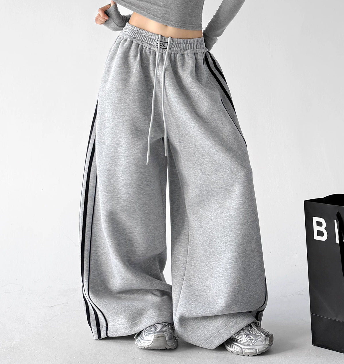 Side-Stripe Wide-Leg Sweatpants