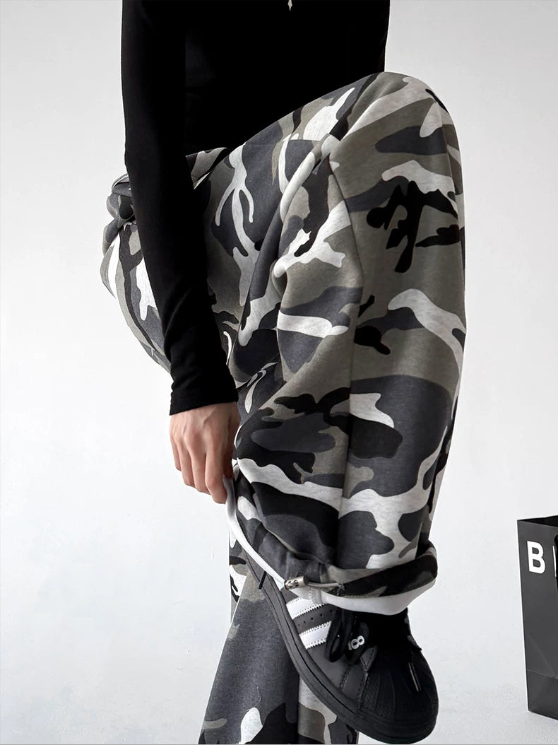 Gray wide-leg pants cuff detail