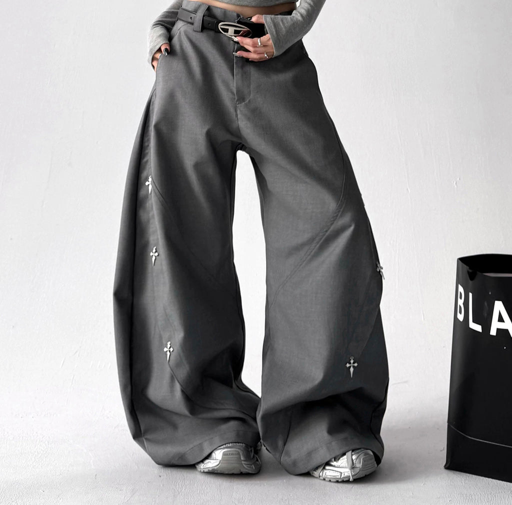Star-detail pants - focused view 3