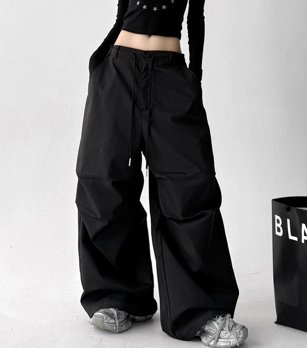 Women's cargo wide-leg pants in black, product view 2 — CT623