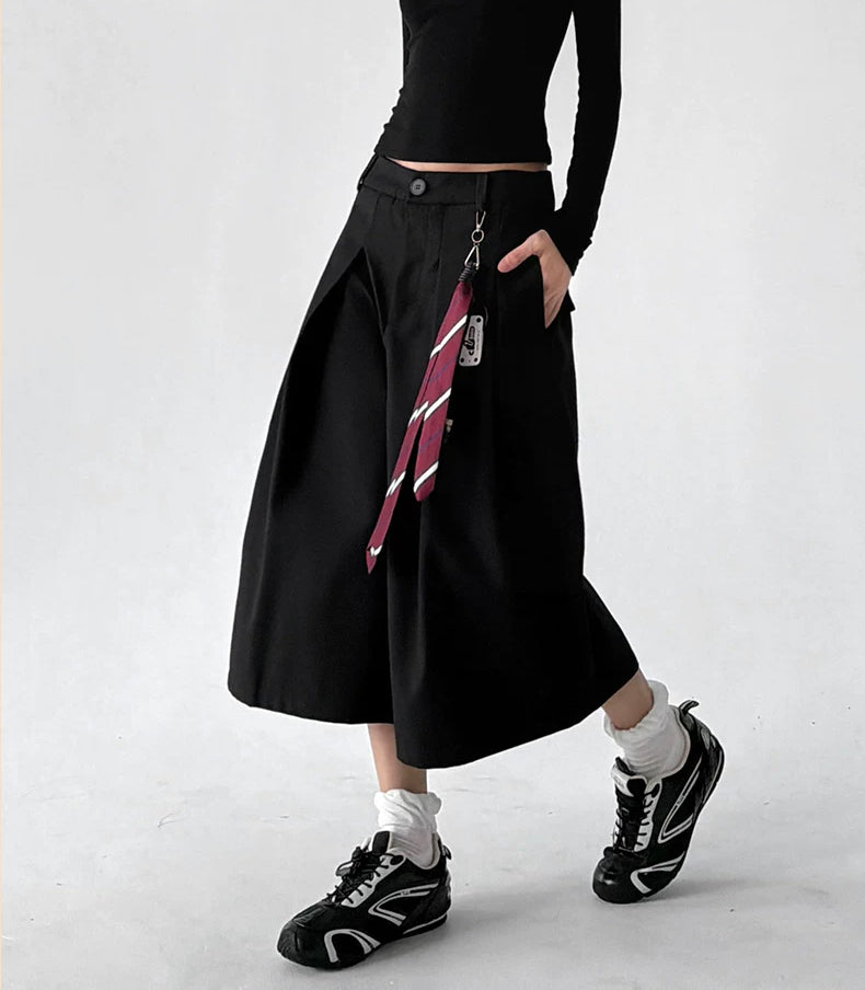 Black pleated culottes with tie walking view - CT6273