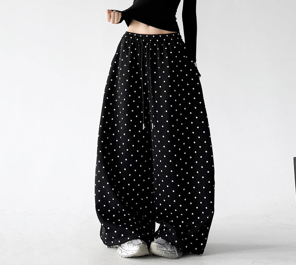 Black wide leg pants, front view