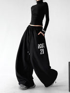 Graphic Wide-Leg Sweatpants - CT66111