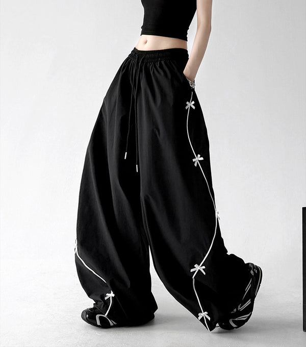 Women's cargo wide-leg pants in black, product view 1 — CT66188