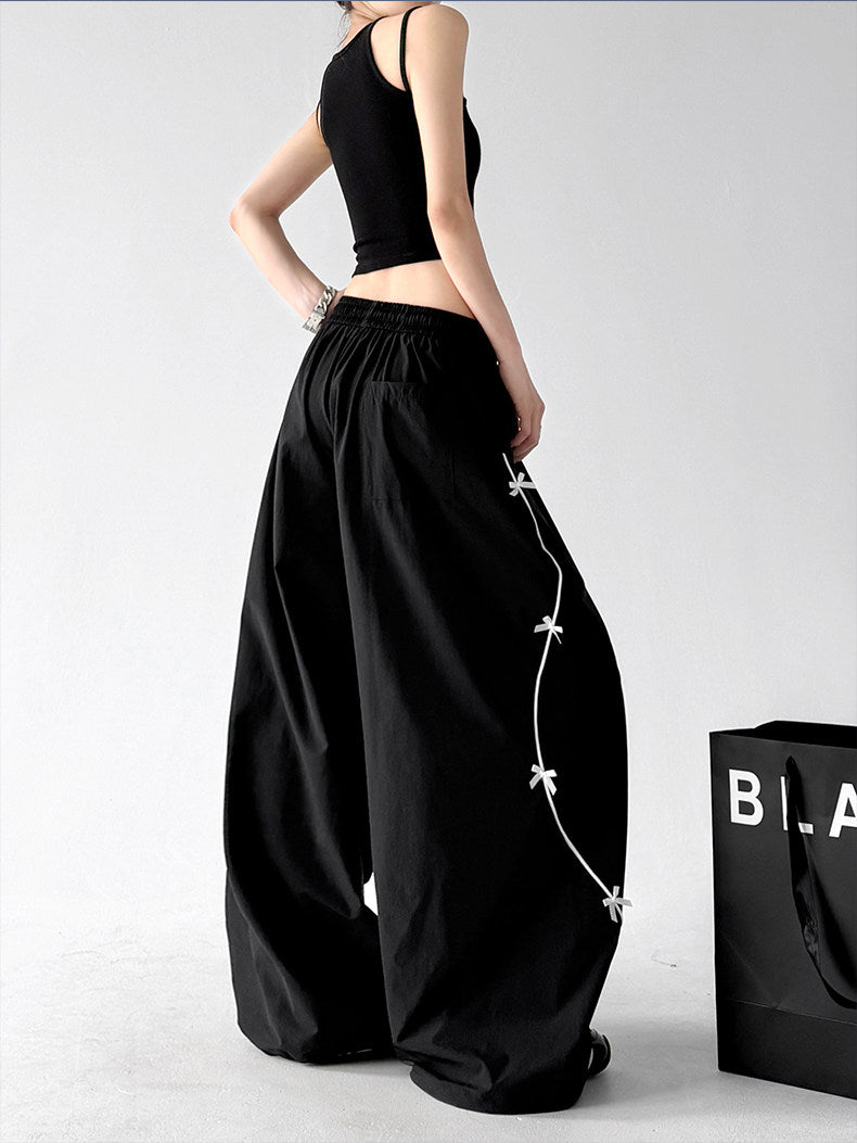 Women's cargo wide-leg pants in black, product view 3 — CT66188