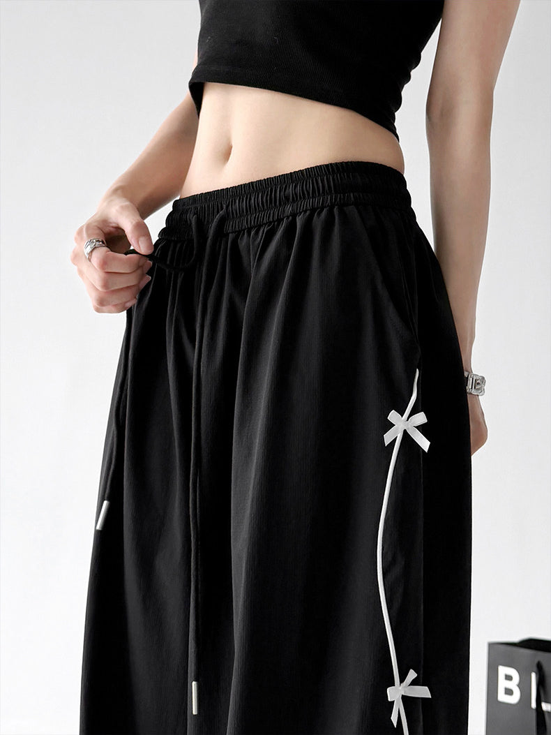 Women's cargo wide-leg pants in black, product view 5 — CT66188