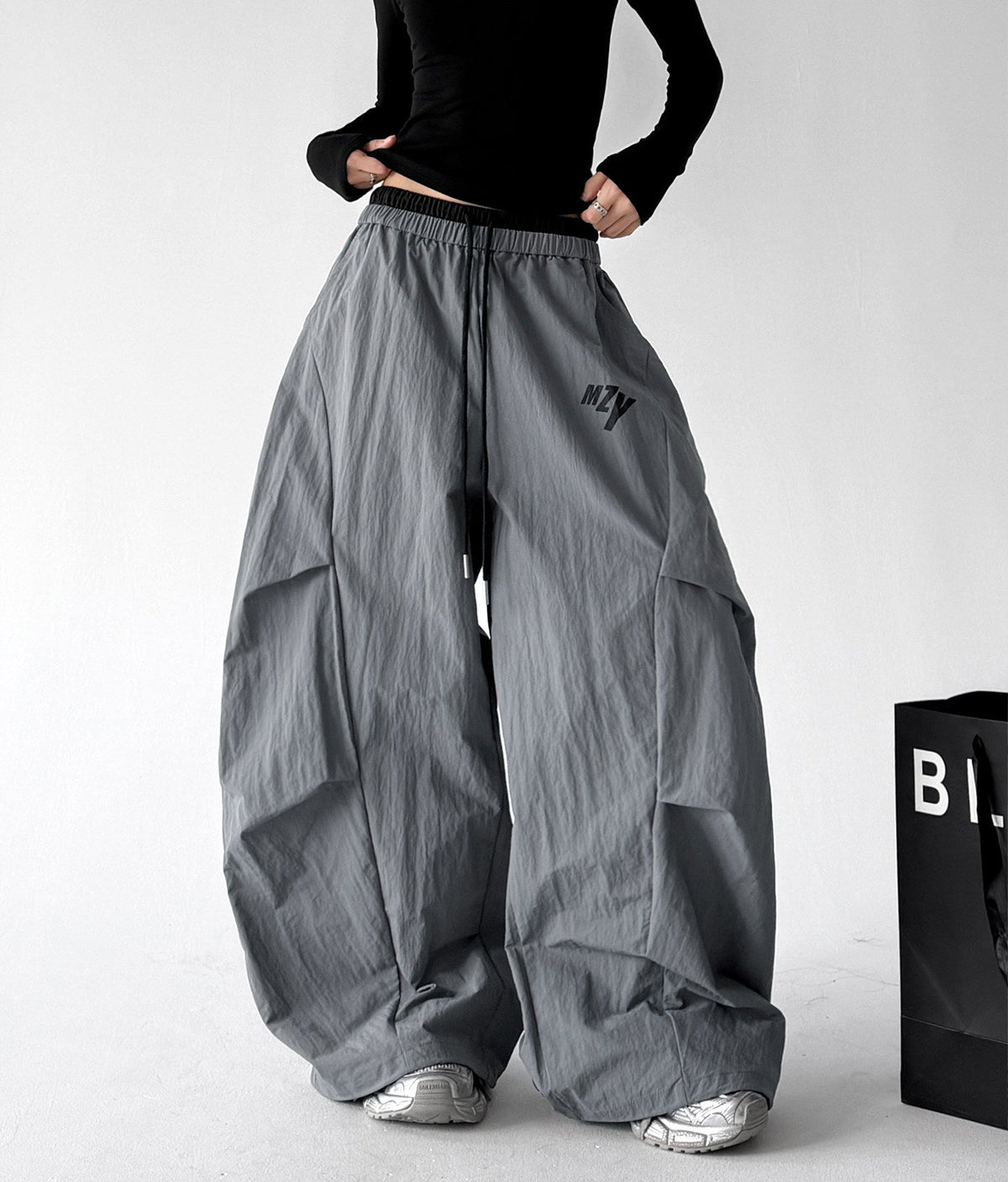 Utility-Pocket Wide-Leg Pants - CT66204 - Gray product view 1 메인 이미지