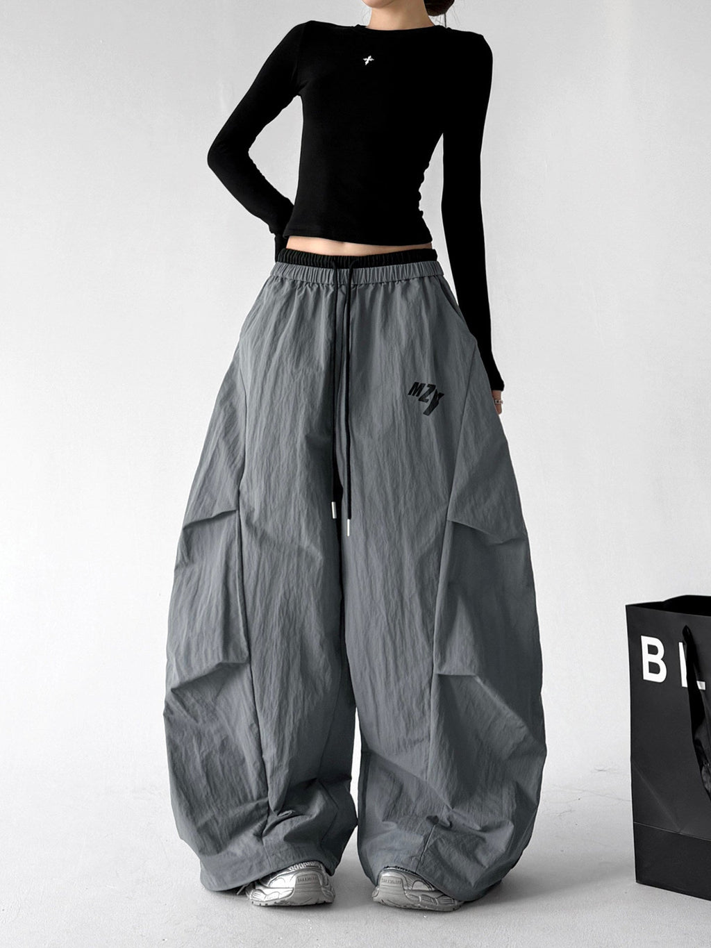 Utility-Pocket Wide-Leg Pants - CT66204 - Gray product view 5