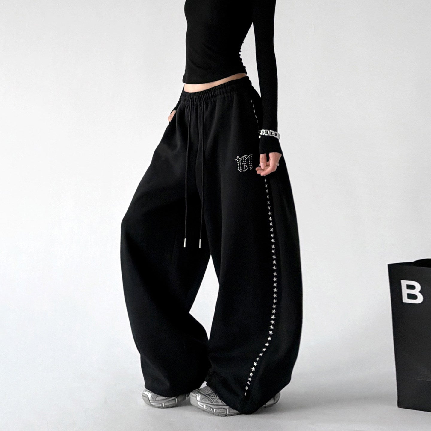 CT66211 wide leg sweatpants black color view 01