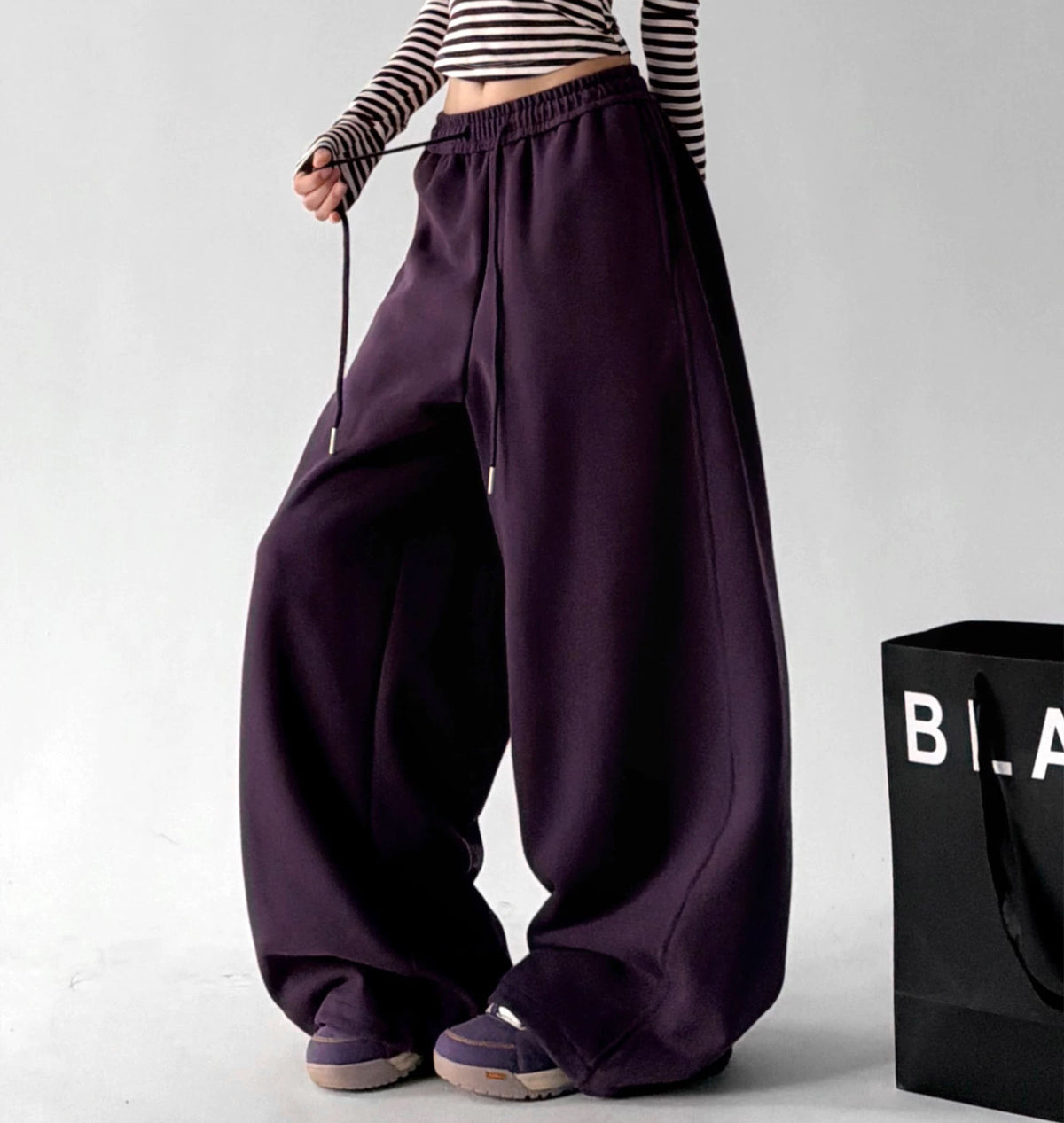 Purple pants side