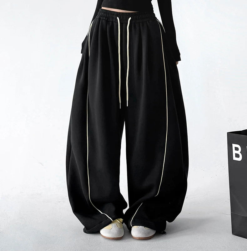 Wide-Leg-Sweathose mit Kontrastnähten