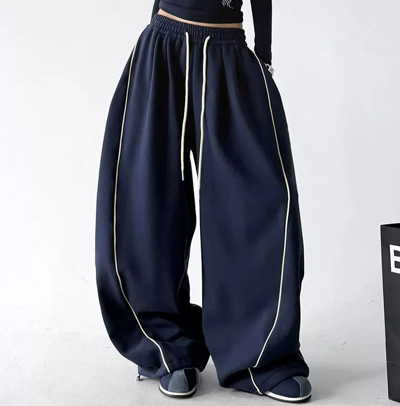 Wide-Leg-Sweathose mit Kontrastnähten