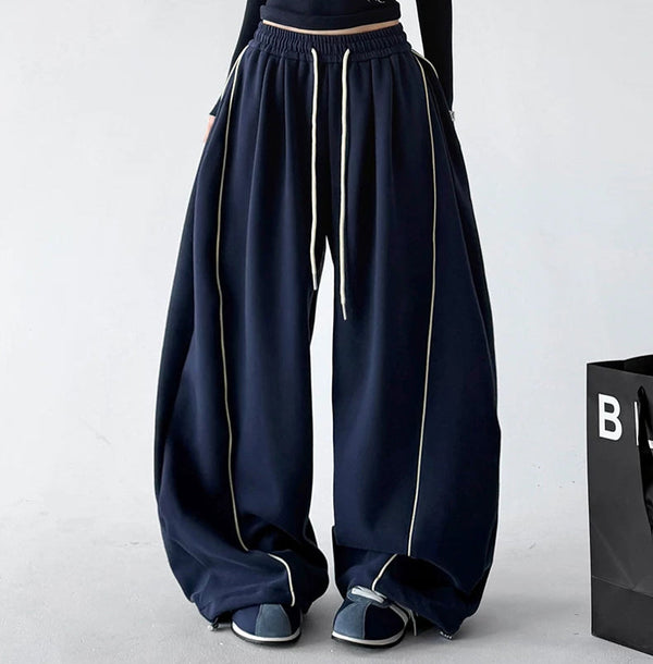 Wide-Leg-Sweathose mit Kontrastnähten