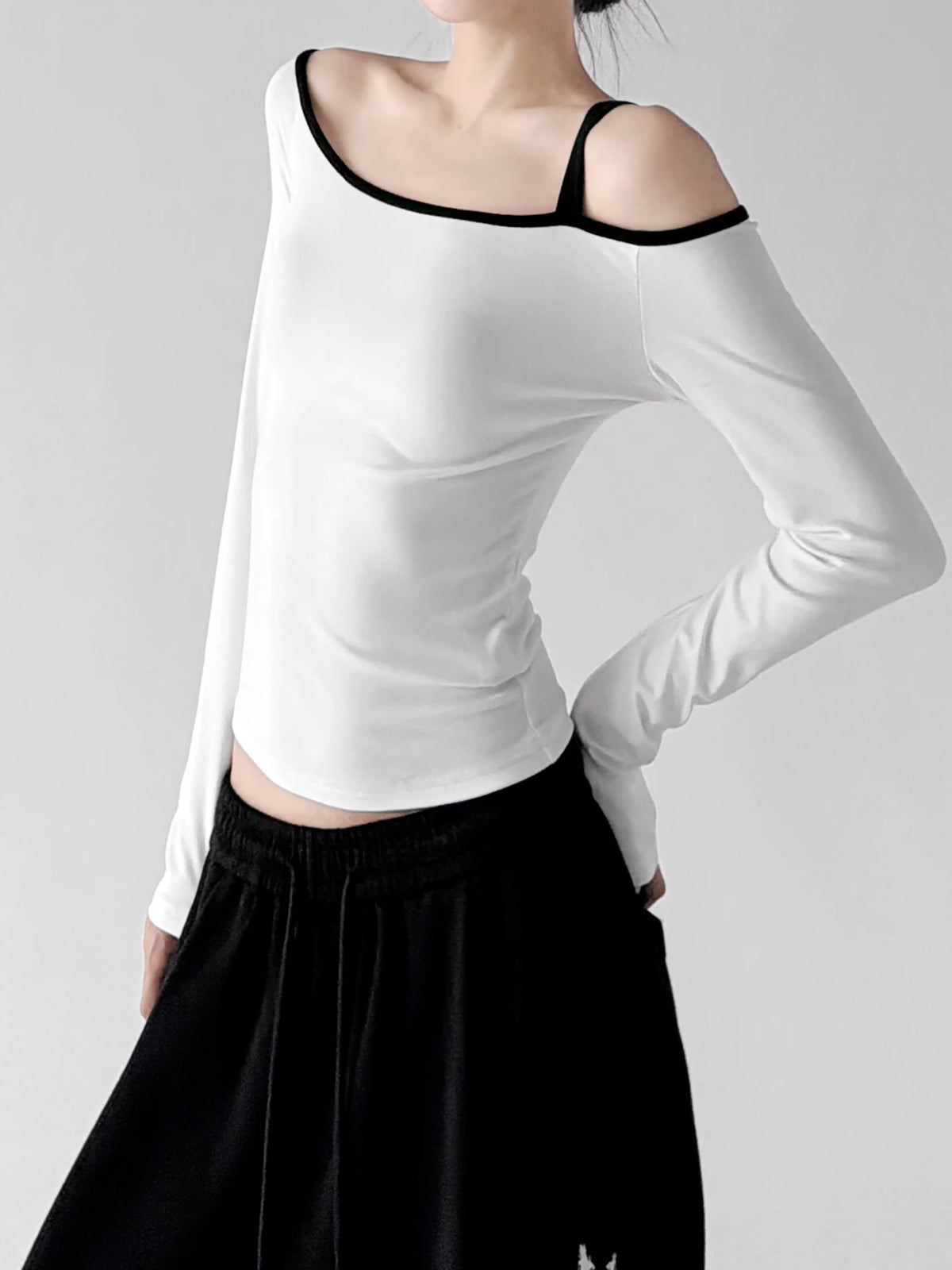 White asymmetrical off-shoulder top side - CT66264