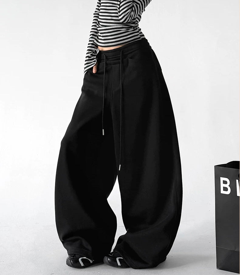 Wide-Leg-Sweathose mit Gürtelschlaufen