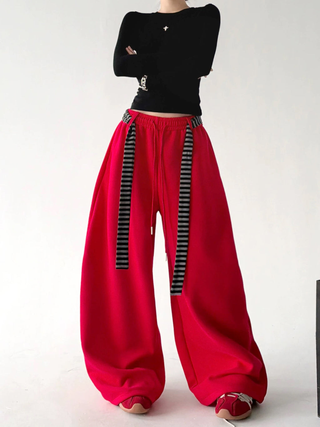 Red striped tie wide leg pants, styling view view