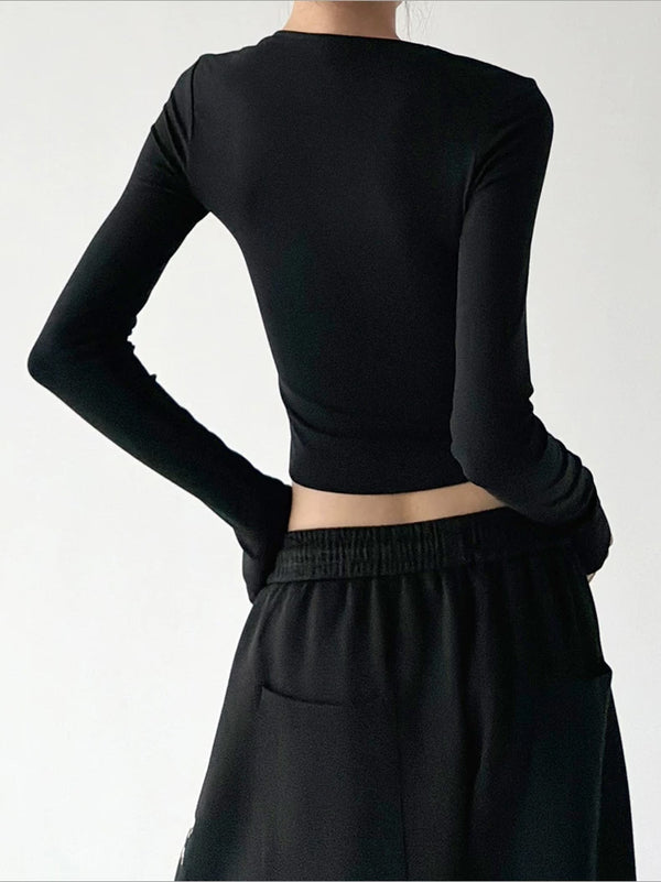 Black emblem top back - CT66281