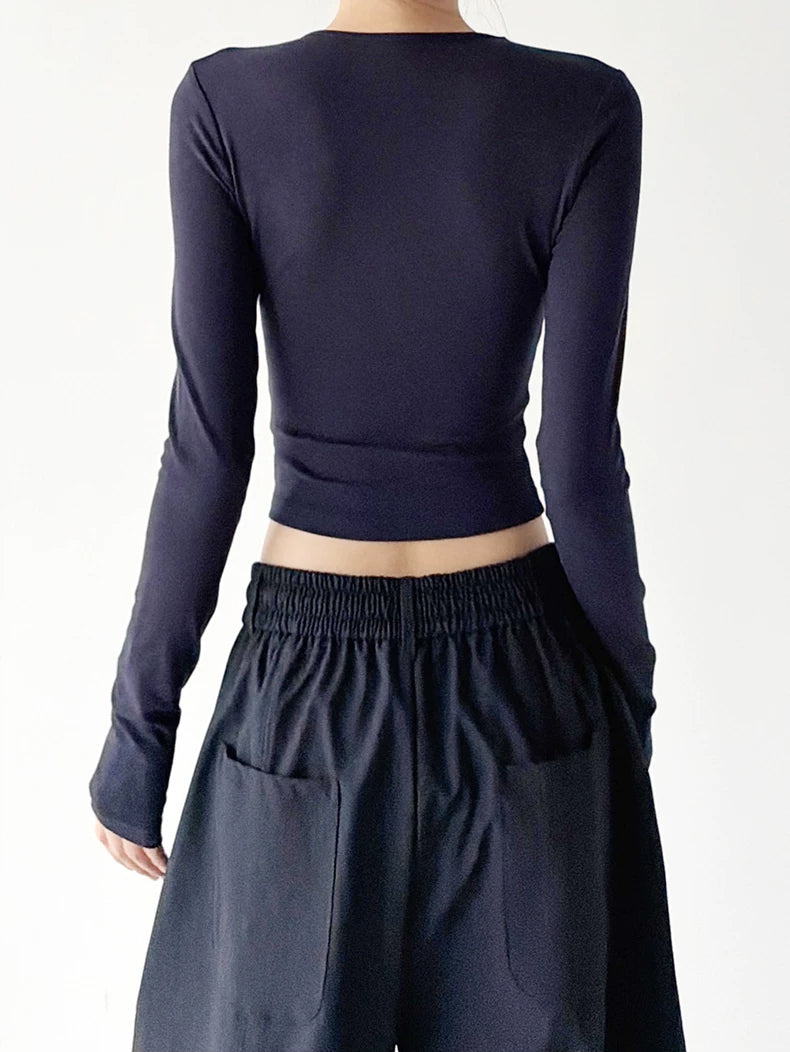 Navy Blue emblem top back - CT66281
