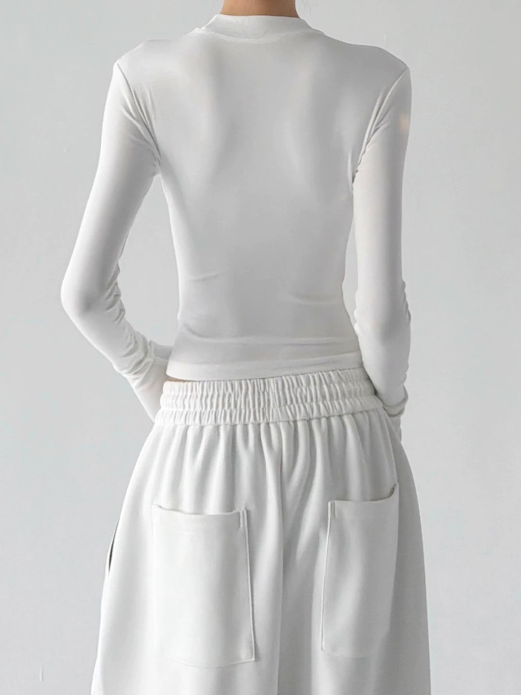 White graphic long-sleeve top back - CT66308