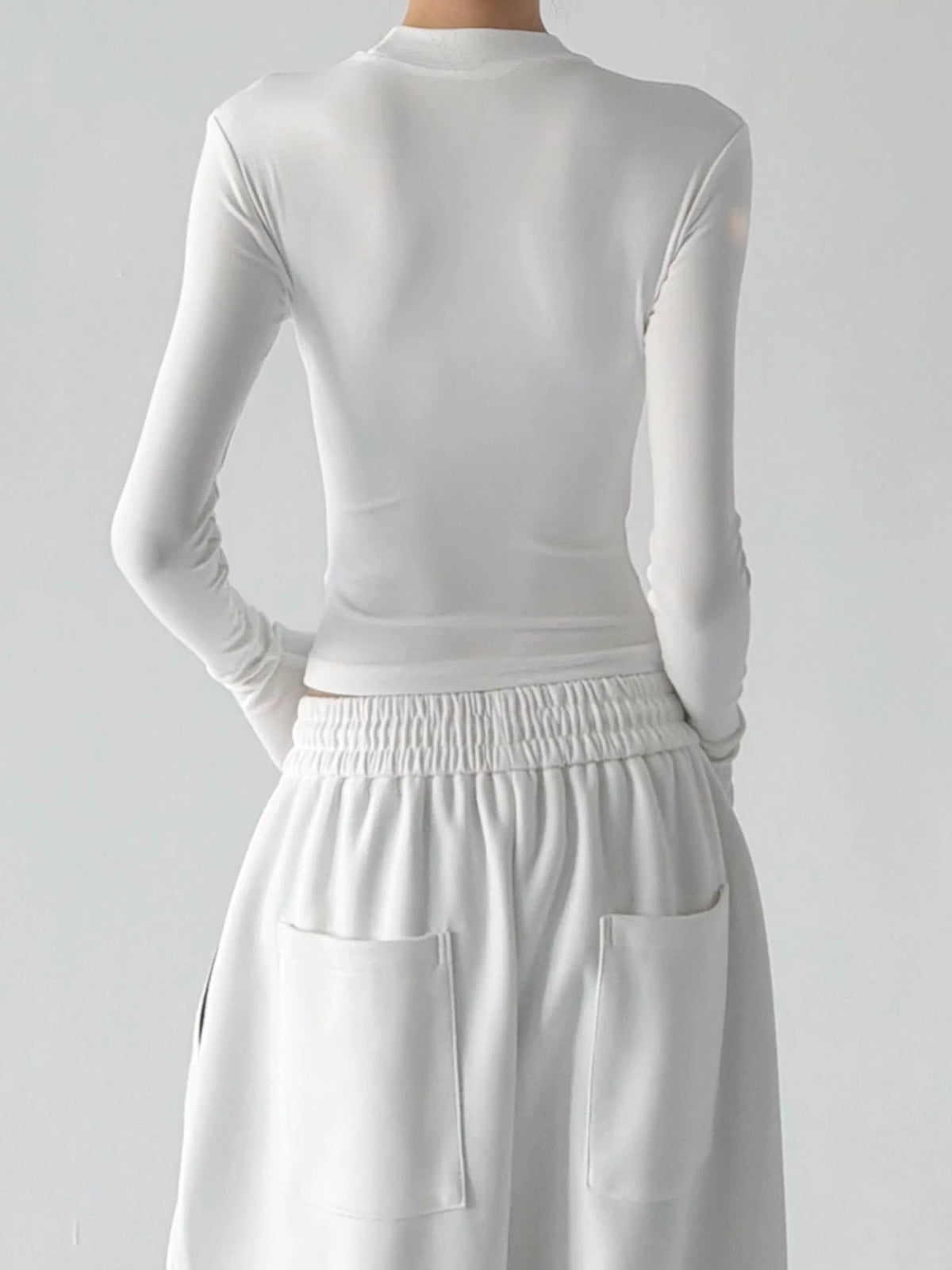 White graphic long-sleeve top back - CT66308