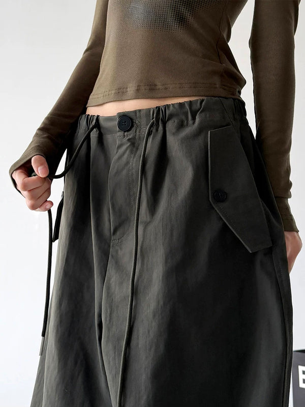 Army Green wide leg pants, waist detail view