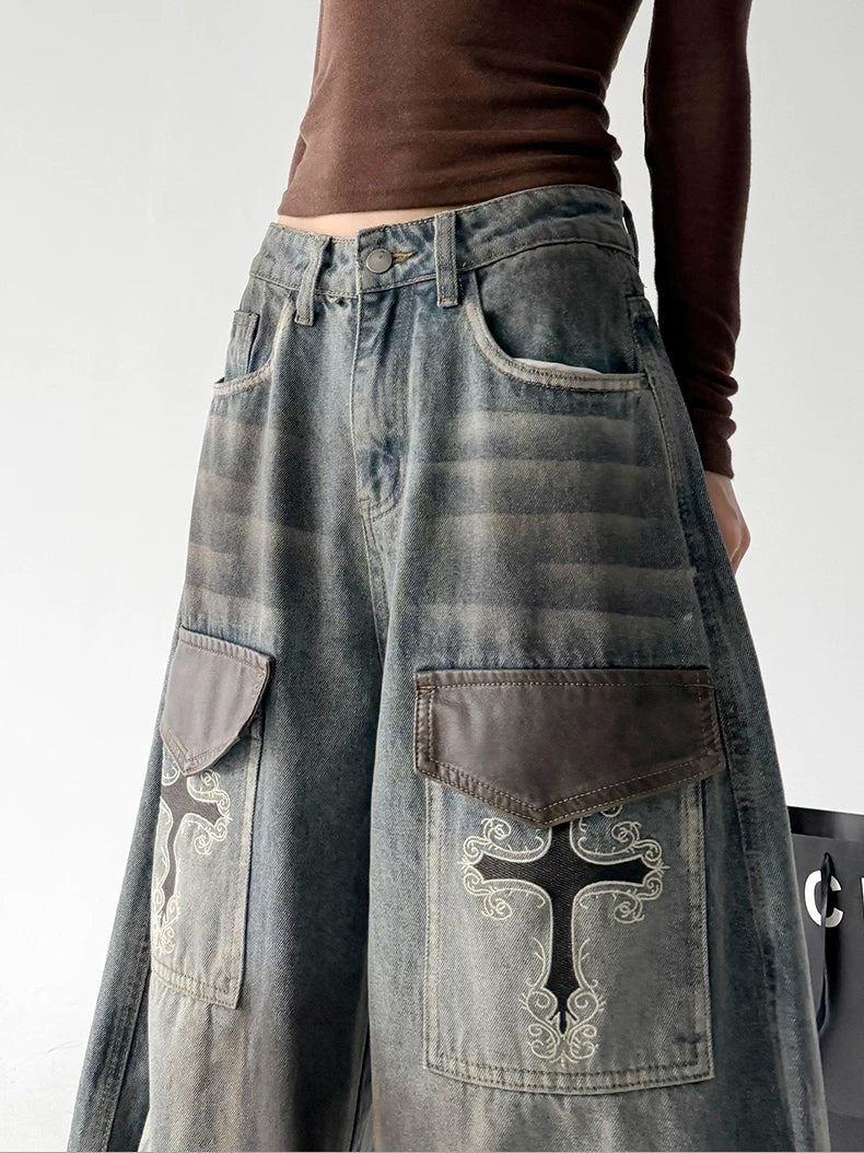 Vintage Blue Gray patch pocket baggy jeans, waist detail view