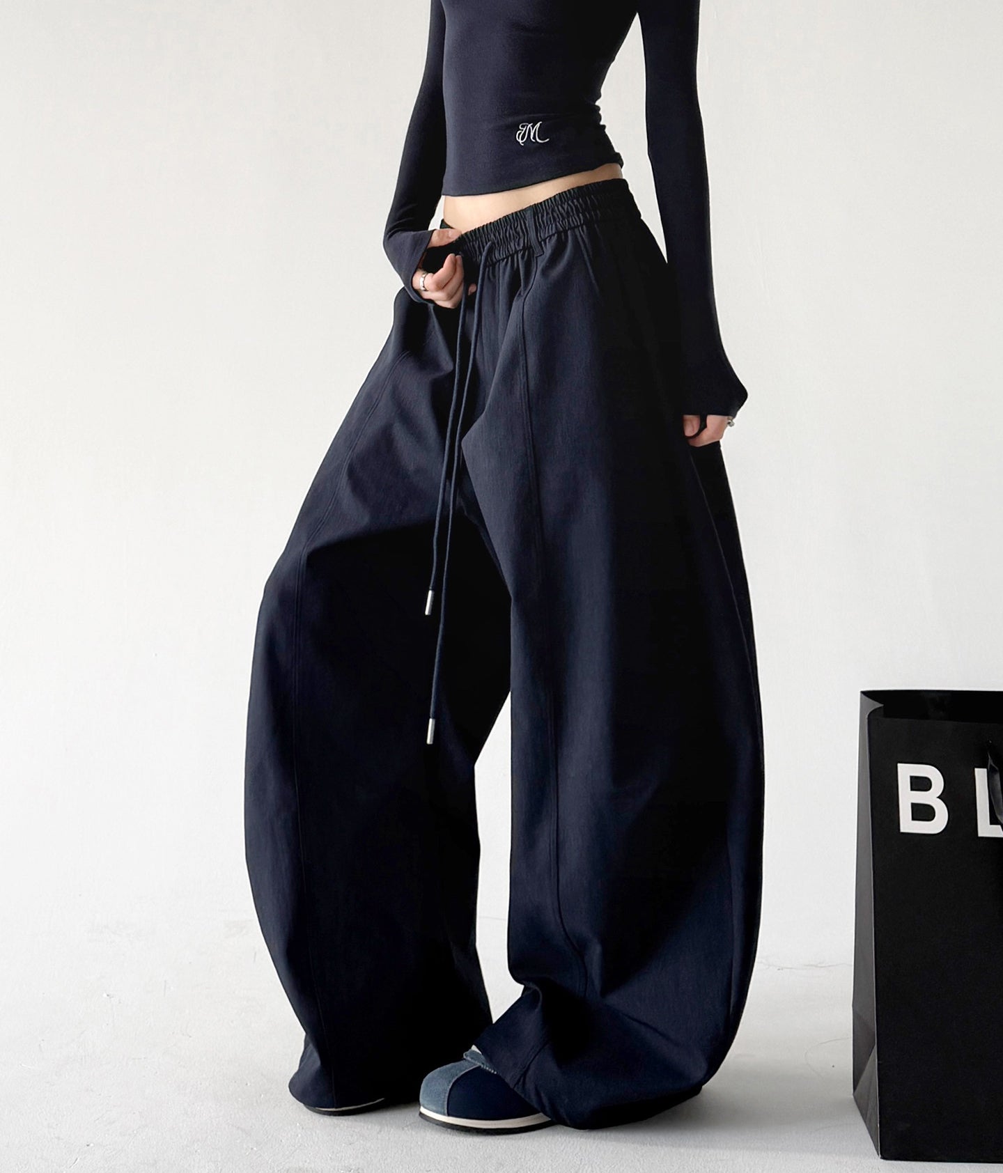 Lightweight Cargo Wide-Leg Pants - CT7853 서브 이미지