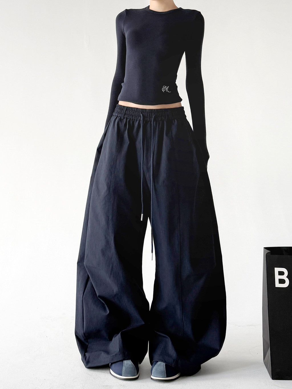Lightweight Cargo Wide-Leg Pants - CT7853 - Navy product view 5