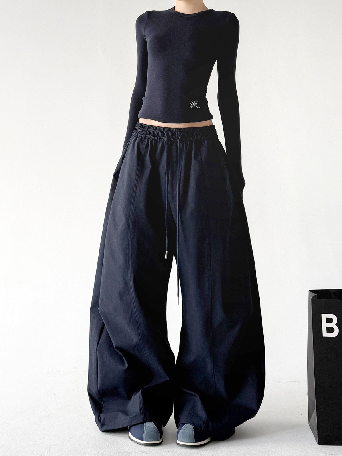 Lightweight Cargo Wide-Leg Pants - CT7853 - Navy product view 5