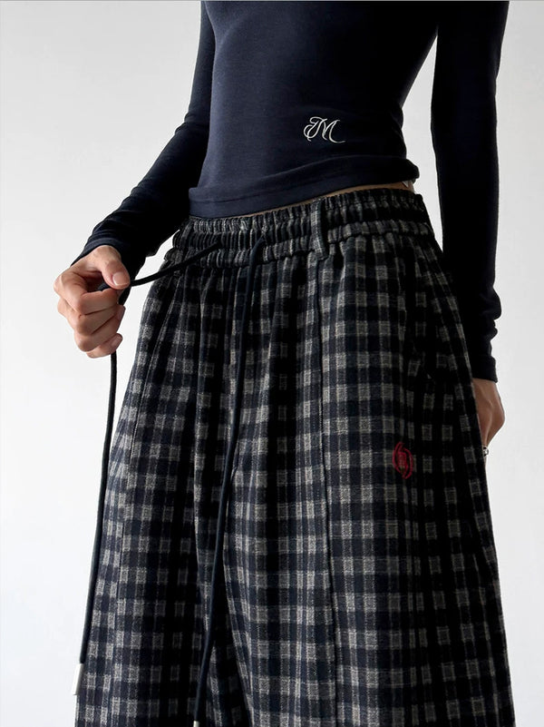 Navy Blue wide leg pants, waist detail view