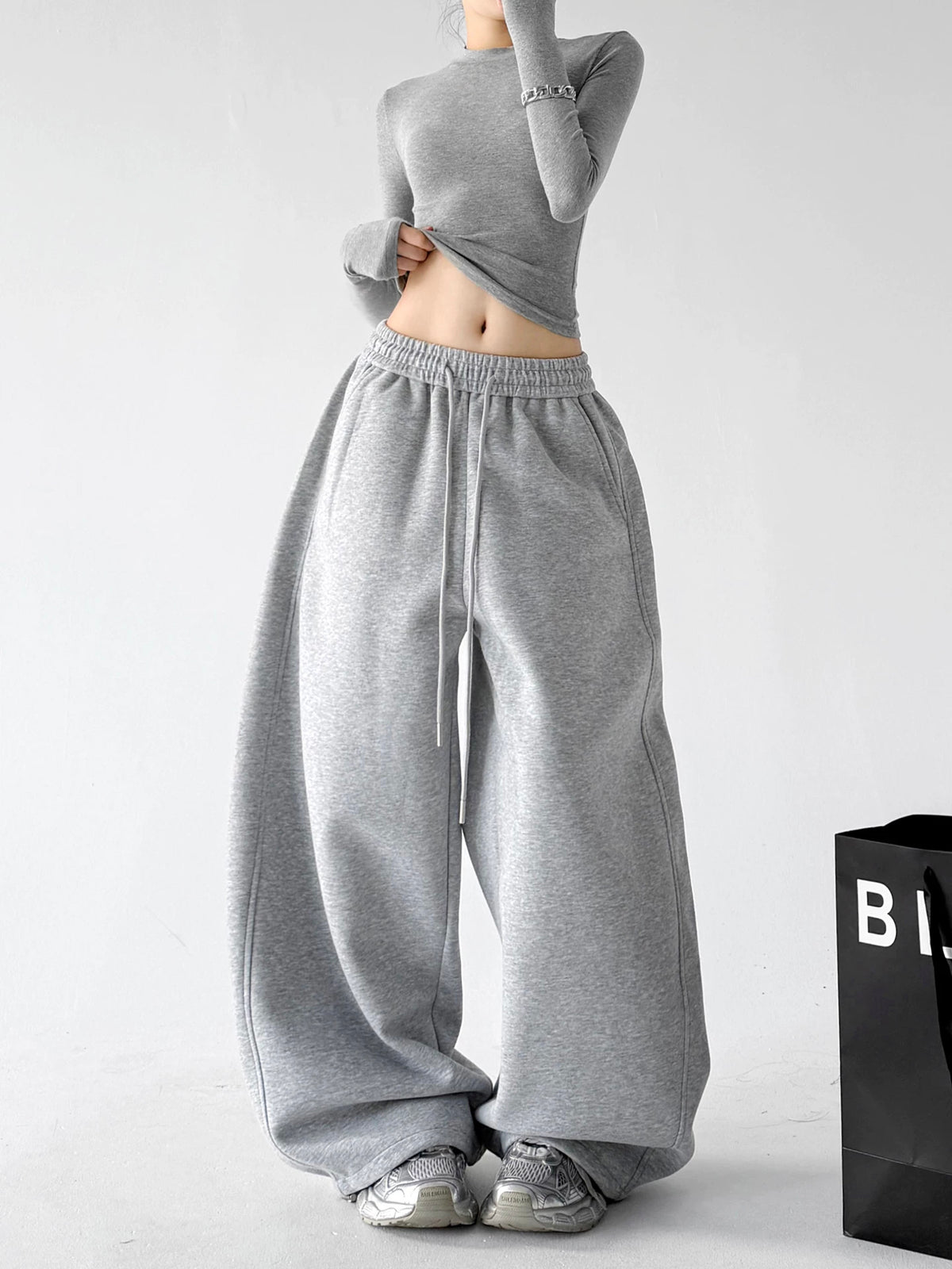 Gray drawstring wide-leg pants side - CT873