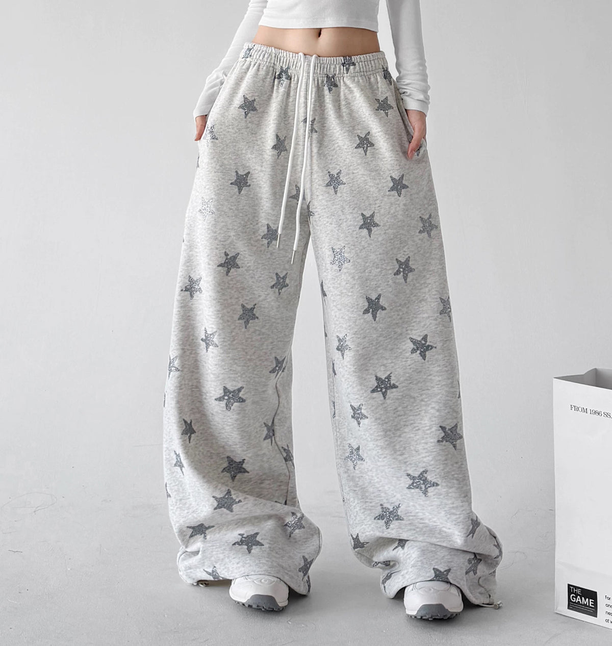 Light Heather Gray wide leg pants, front step view 메인 이미지