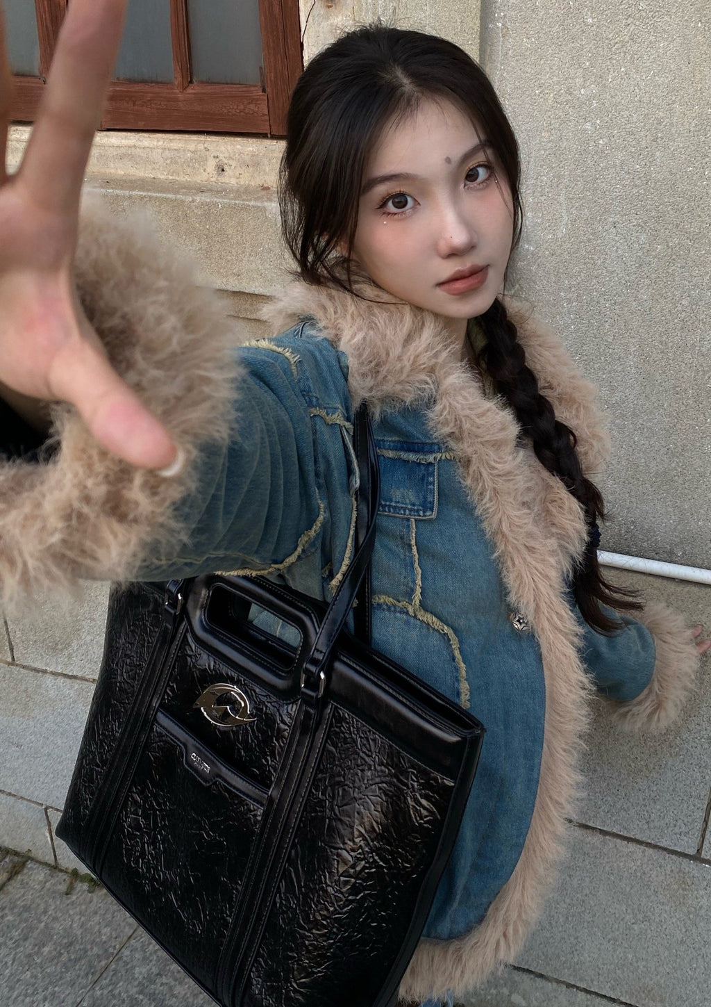 CULTIVATOR Black Pleated Handheld Tote Bag - COPPING THREADS - CULTIVATOR