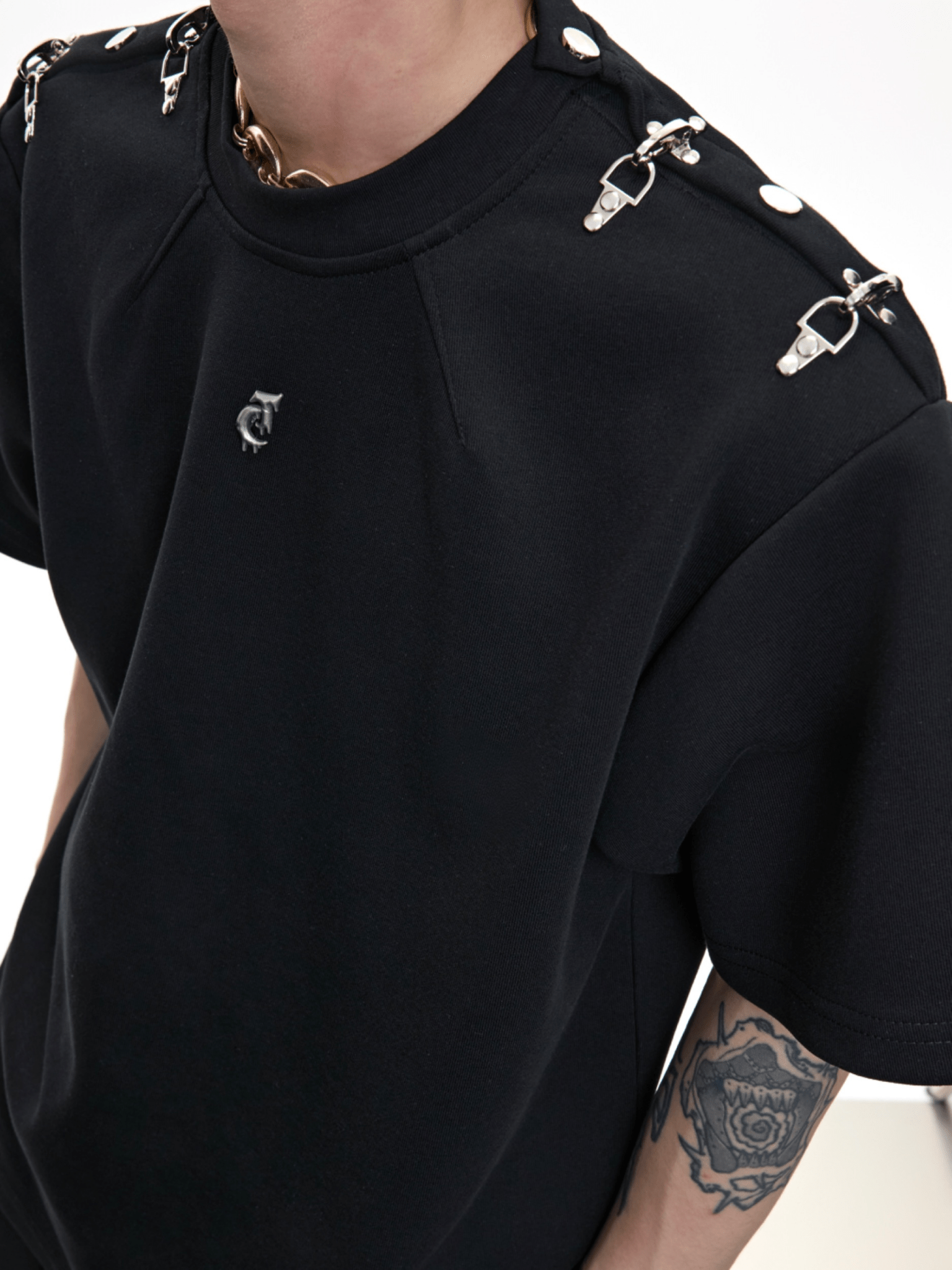 Deconstructed Shoulder Buckle Tee - COPPING THREADS - ArguE CulturE