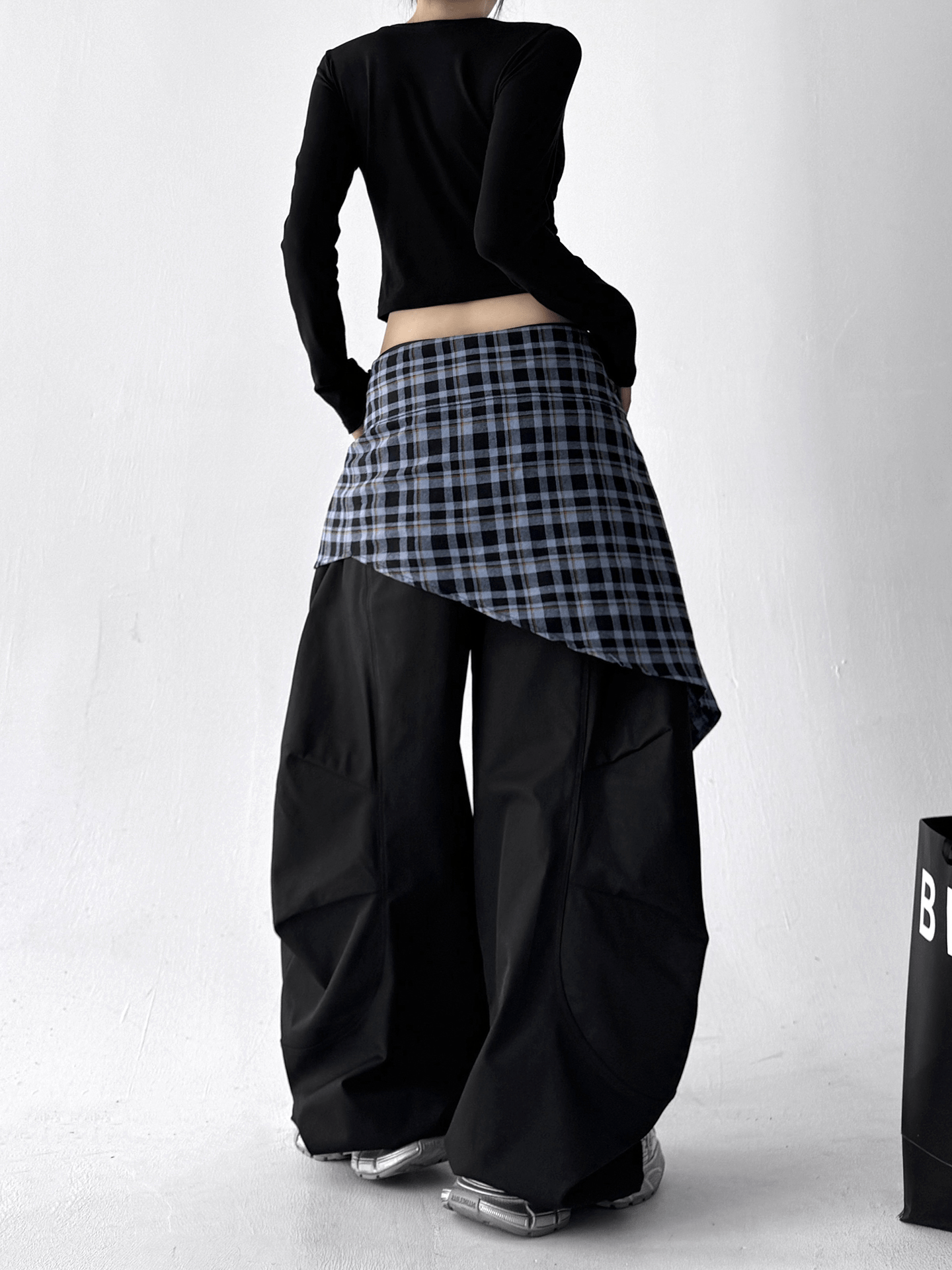 Detachable Layered Panels - COPPING THREADS - CT Select