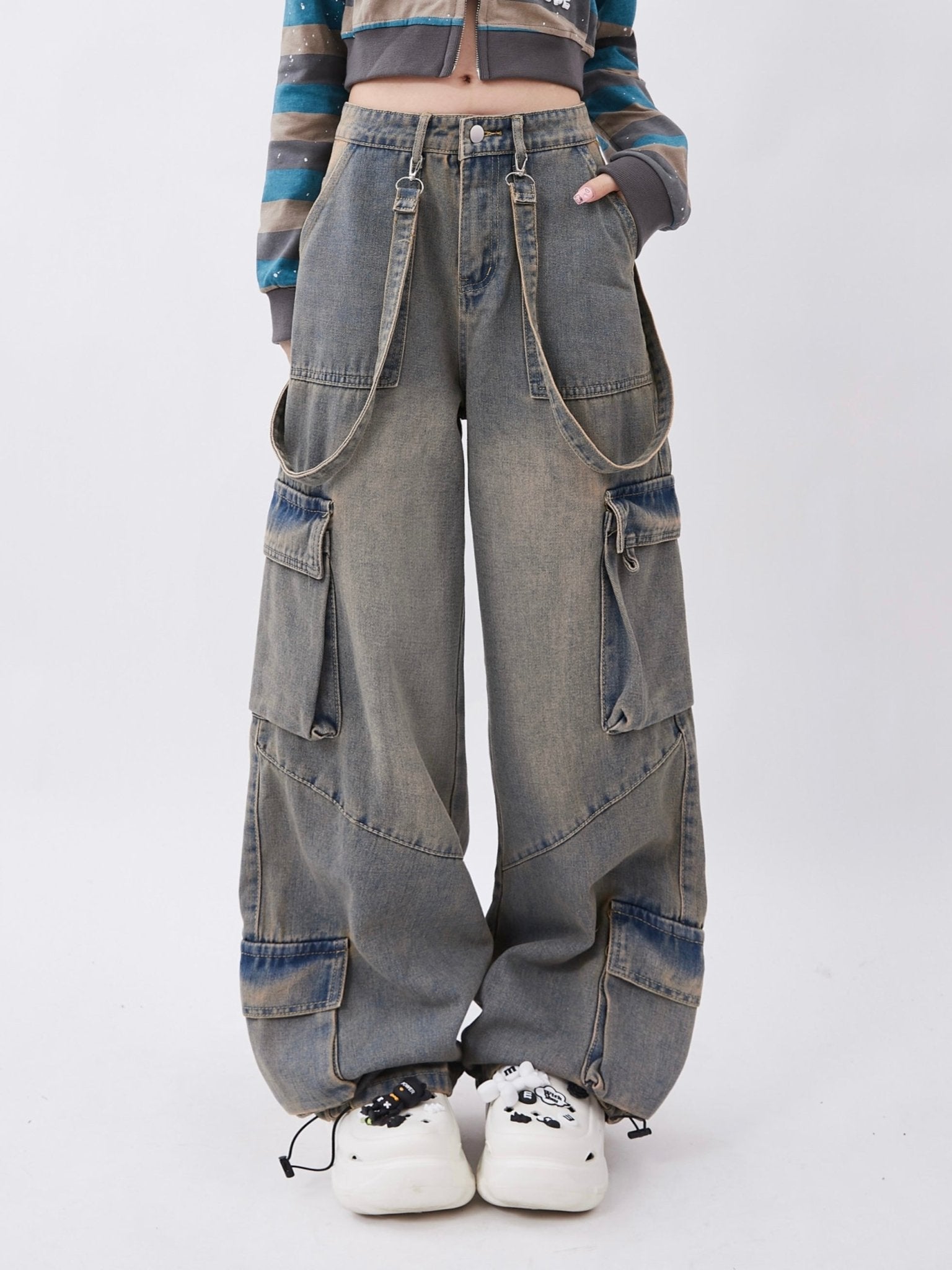 Distressed Roomy Pockets Denim - COPPING THREADS - RAYOHOPP
