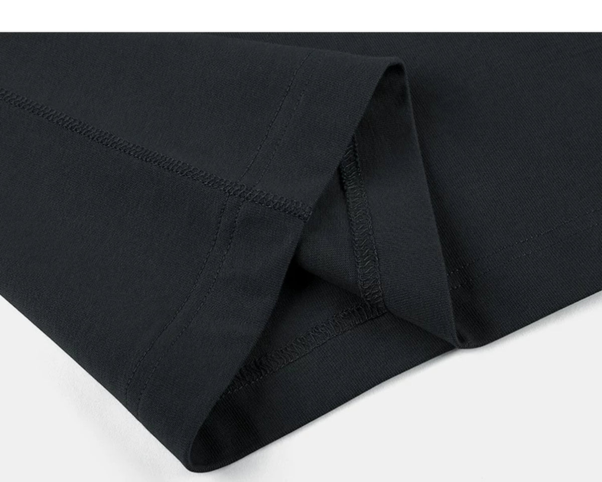 IDLT logo T-shirt, black folded hem.