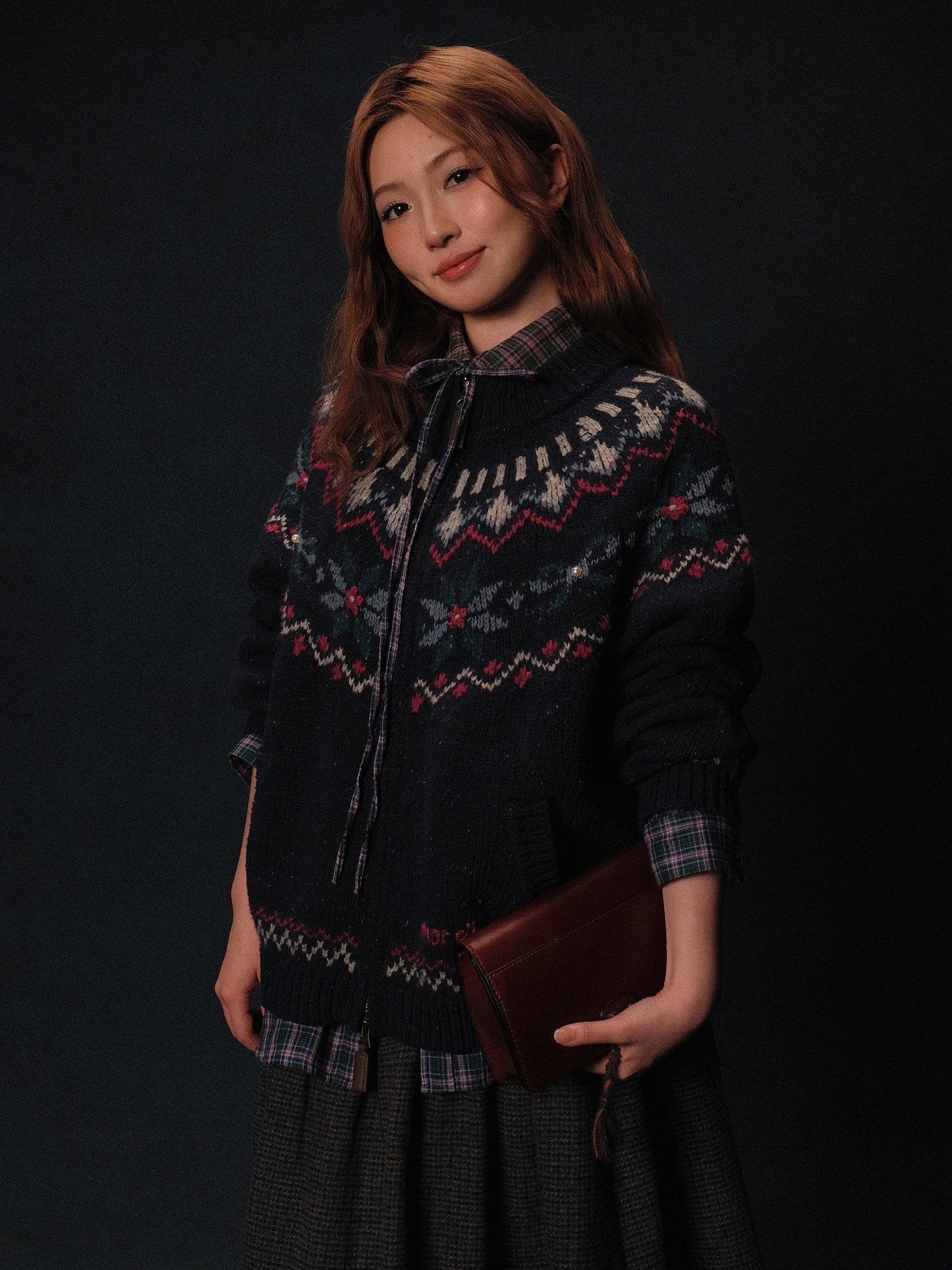 Dual Zippers Snowflake Hand - Embroidered Pearl Wool Cardigan - COPPING THREADS - MOROMORO