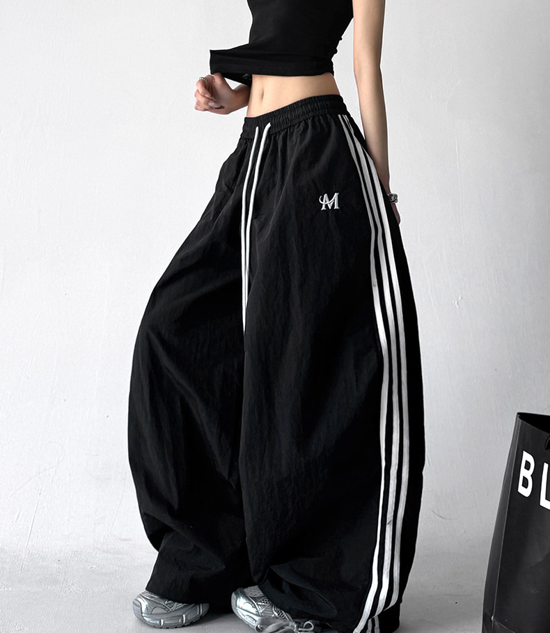 Side-Stripe Wide-Leg Parachute Pants – CT6617